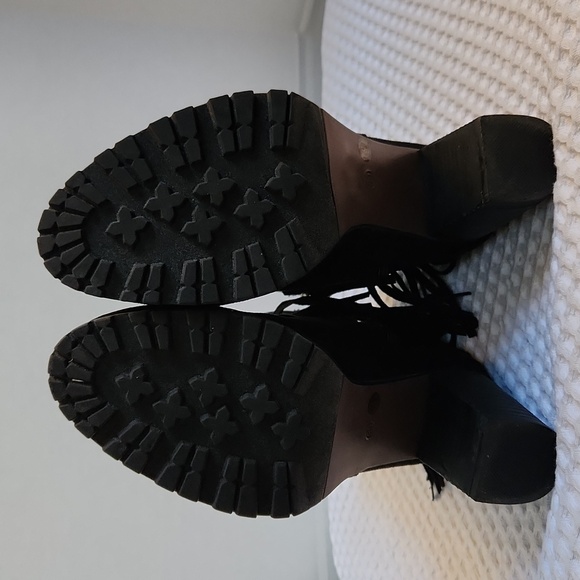 Womans Bucco Fringe Boots - Picture 6 of 15